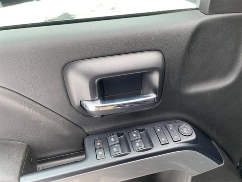 Used 2018 Chevrolet Silverado 1500 LT w/ All Star Edition image 15