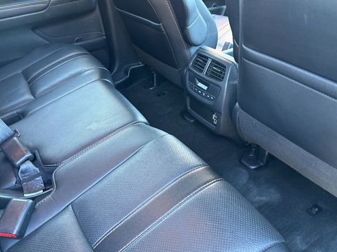 Used 2022 Honda Pilot TrailSport image 31