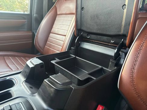 Used 2024 GMC Sierra 2500 Denali Ultimate AWD/4WD image 28