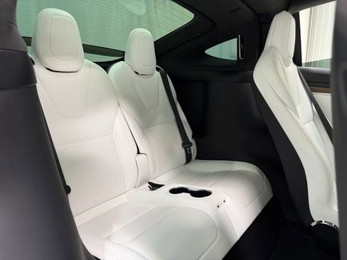 Used 2024 Tesla Model X AWD/4WD image 19
