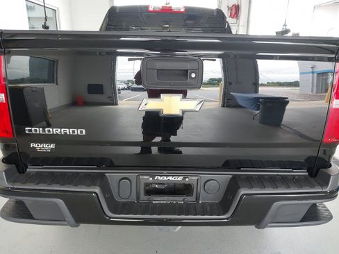 Used 2019 Chevrolet Colorado W/T w/ WT Convenience Package RWD image 33