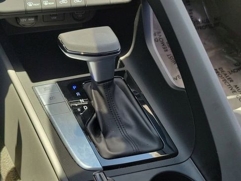 Certified 2023 Hyundai Elantra SEL FWD image 28