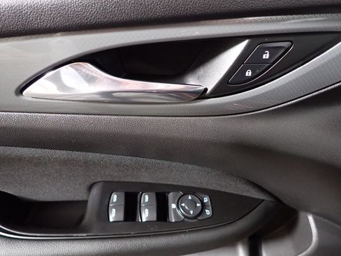 Used 2018 Buick Regal Preferred w/ Sights and Sounds Package FWD image 18