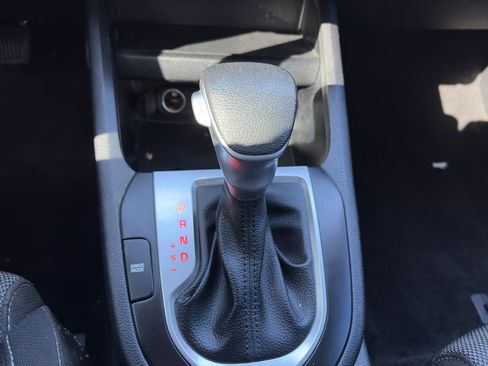 Used 2022 Kia Forte LXS image 16