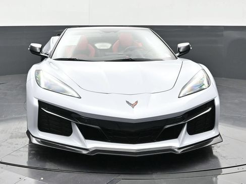 Used 2023 Chevrolet Corvette Z06 RWD image 8