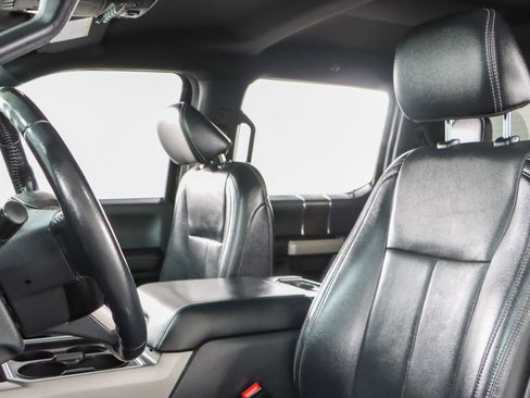 Used 2022 Ford F250 Lariat w/ Lariat Value Package image 25