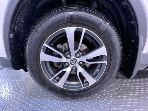 Used 2016 Toyota RAV4 XLE w/ Convenience Package AWD/4WD image 10