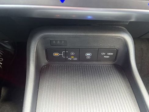 Used 2025 Hyundai Kona SEL image 22