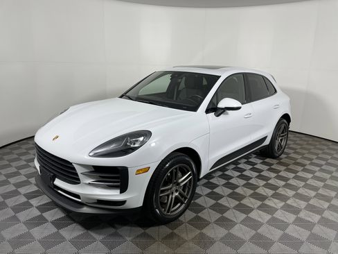 Used 2021 Porsche Macan S image 11