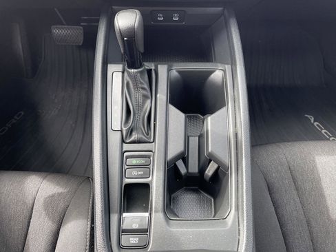 Used 2023 Honda Accord EX image 11