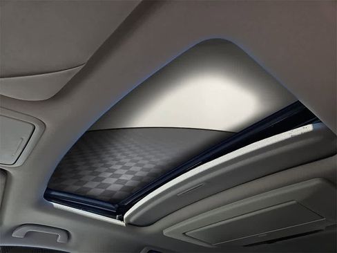 Used 2012 Honda Odyssey Touring image 8