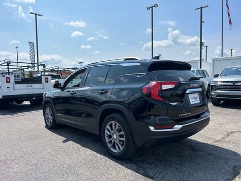 Used 2024 GMC Terrain SLT FWD image 5