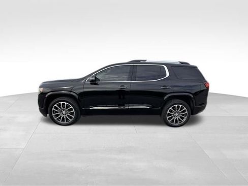 Certified 2022 GMC Acadia Denali w/ GMC Pro Grade Package AWD/4WD image 3