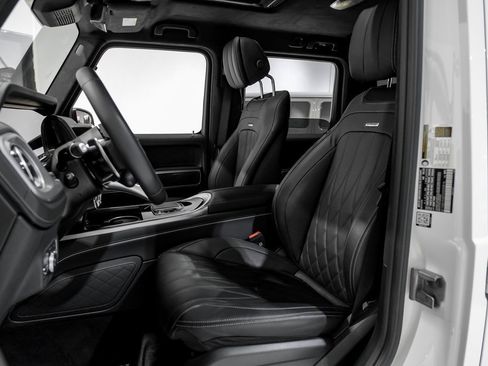 Used 2025 Mercedes-Benz G 63 AMG 4MATIC image 31