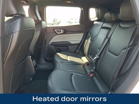 Used 2025 Jeep Compass Limited AWD/4WD image 18