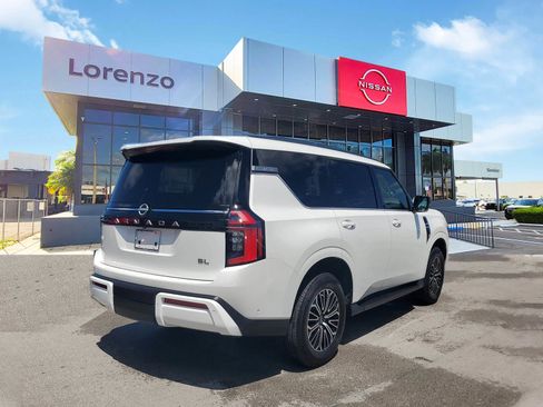 Certified 2025 Nissan Armada SL w/ Captain's Chari Seat Package AWD/4WD image 5