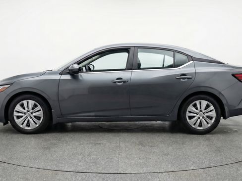 Used 2025 Nissan Sentra S image 5