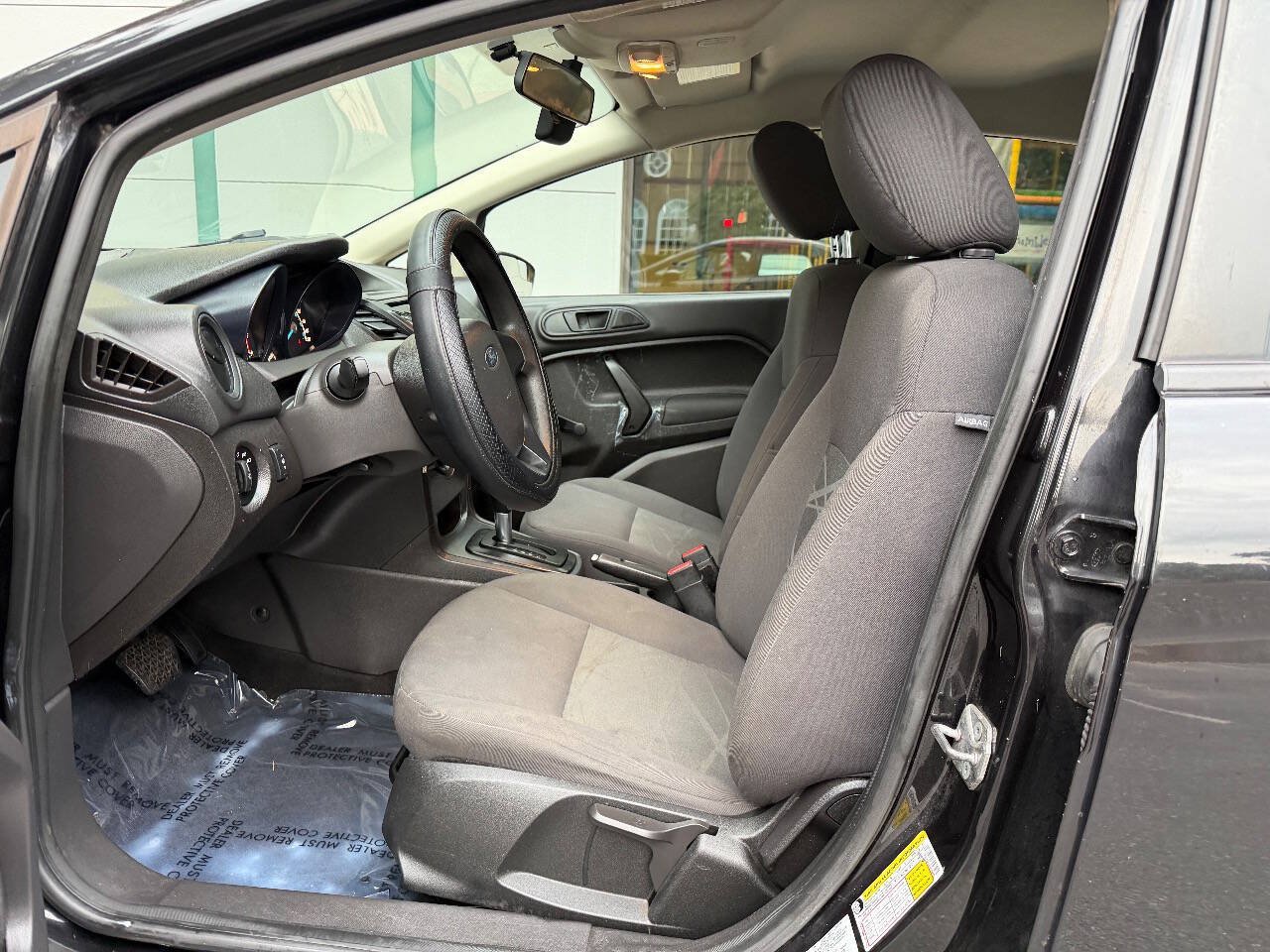 Used 2015 Ford Fiesta S FWD image 12
