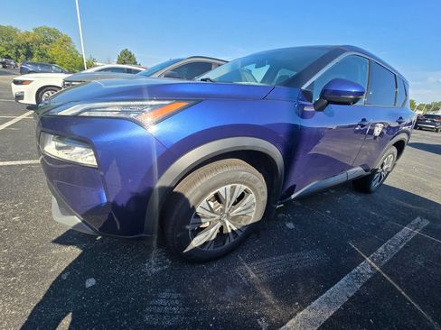 Used 2021 Nissan Rogue SV AWD/4WD image 4