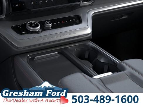 New 2025 Ford Expedition Active image 17