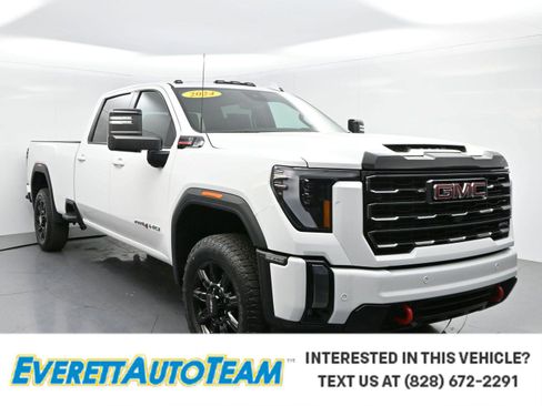 Used 2024 GMC Sierra 2500 AT4 w/ Technology Package AWD/4WD image 1