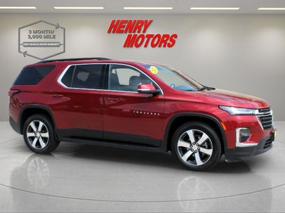Used 2022 Chevrolet Traverse LT w/ LT Premium Package