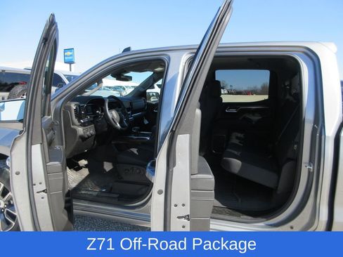 Used 2025 Chevrolet Silverado 1500 RST w/ Z71 Off-Road Package image 5
