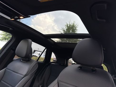 New 2026 Mercedes-Benz GLC 300 4MATIC image 35
