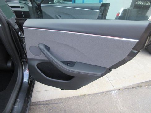 Used 2024 Tesla Model 3 RWD image 31