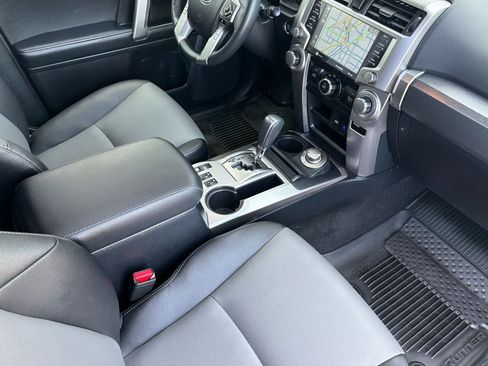 Used 2023 Toyota 4Runner SR5 Premium w/ Moonroof Package AWD/4WD image 17