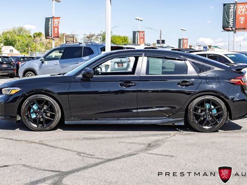 Used 2025 Honda Civic Sport image 10