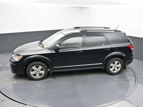 Used 2016 Dodge Journey SE w/ MOPAR All-Weather Group FWD image 18