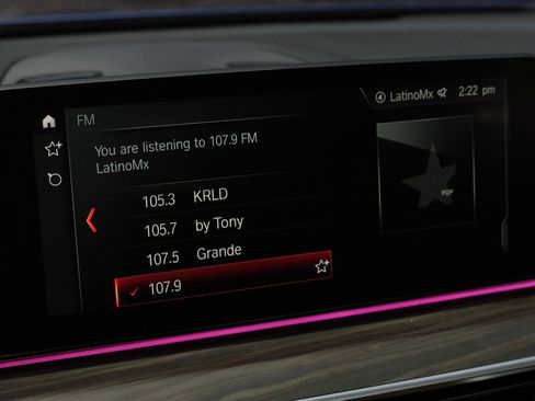 Used 2019 BMW 540i xDrive w/ Premium Package image 34