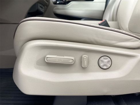 Used 2024 Honda Odyssey Elite image 29