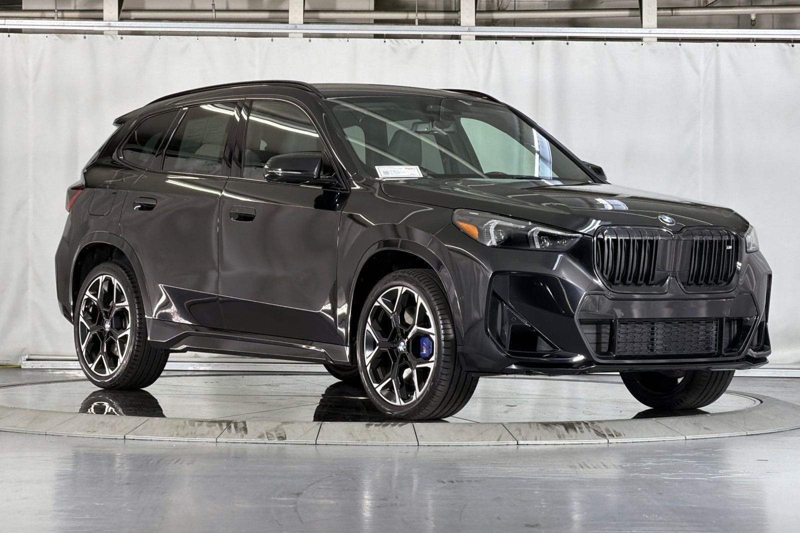 Used 2024 BMW X1 M35i w/ Shadowloine Package AWD/4WD image 7