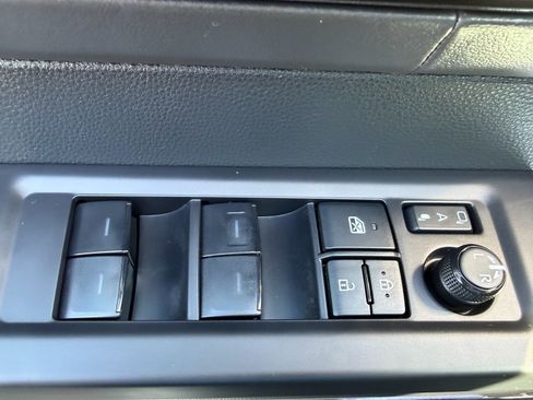 Used 2025 Toyota Sequoia Platinum w/ TRD Off-Road Package AWD/4WD image 24