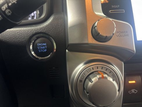 Used 2022 Toyota 4Runner SR5 image 21