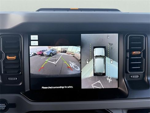 Used 2021 Ford Bronco Badlands image 19