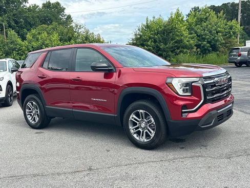 New 2026 GMC Terrain Elevation w/ Technology Package II FWD image 4