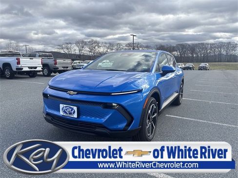 New 2026 Chevrolet Equinox EV LT image 1