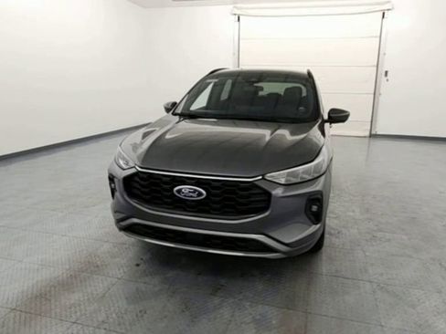 New 2024 Ford Escape ST-Line Select w/ Tech Pack #2 image 3