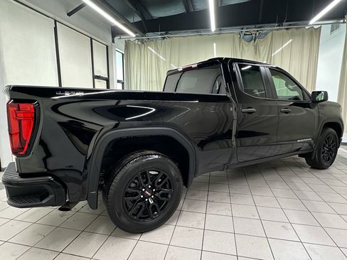 Used 2024 GMC Sierra 1500 Pro w/ Graphite Edition image 6