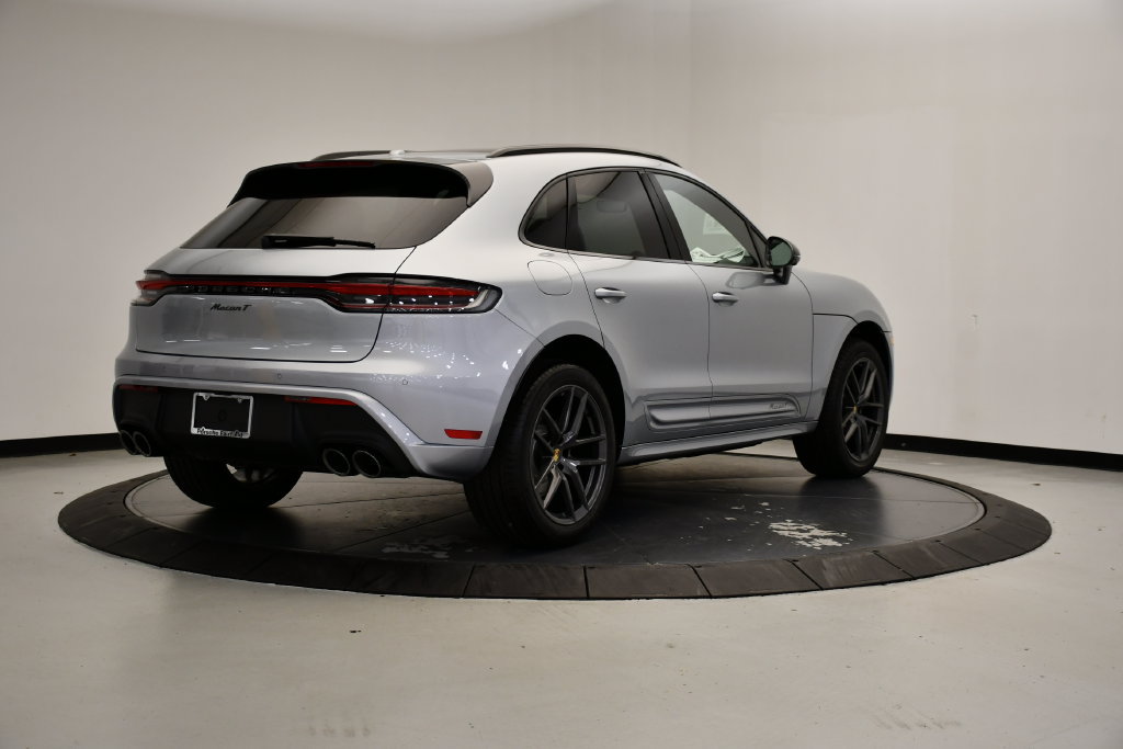 Certified 2026 Porsche Macan Turbo AWD/4WD image 7