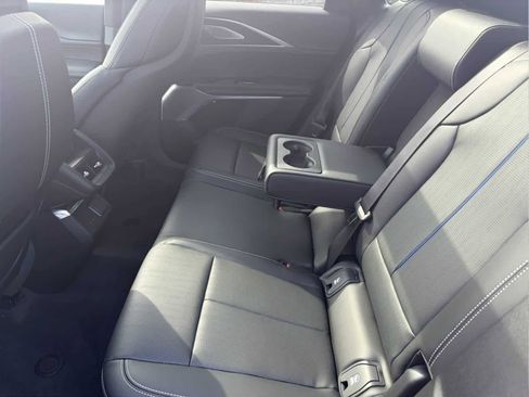 Used 2026 Cadillac Lyriq Premium Luxury AWD/4WD image 24