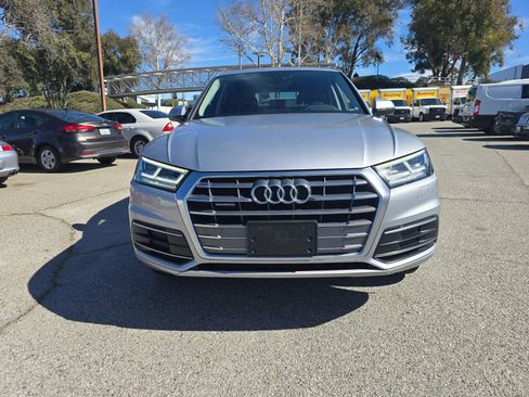 Used 2019 Audi Q5 2.0T Premium Plus image 2