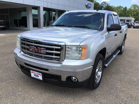 Used 2010 GMC Sierra 1500 SLE w/ Power Pack Plus RWD image 5