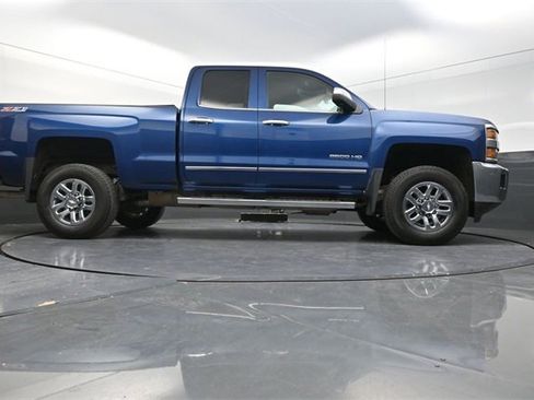 Used 2016 Chevrolet Silverado 2500 LTZ w/ LTZ Plus Package image 34