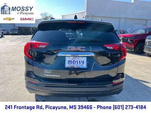 Certified 2021 GMC Terrain SLE w/ Driver Convenience Package image 5