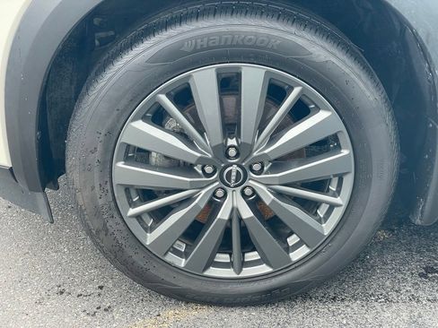 Certified 2024 Nissan Pathfinder SL w/ SL Premium Package AWD/4WD image 32