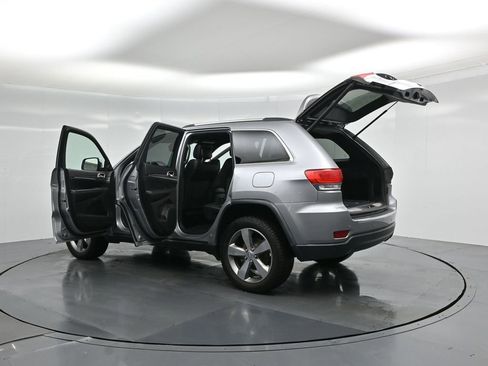 Used 2016 Jeep Grand Cherokee Limited image 34
